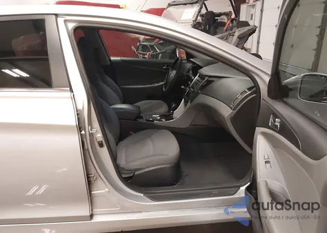 2014 Hyundai Sonata Gls z USA, uszkodzony, nr VIN 5NPEB4AC8EH824290